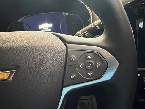 Used 2023 Chevrolet Traverse High Country AWD/4WD image 40