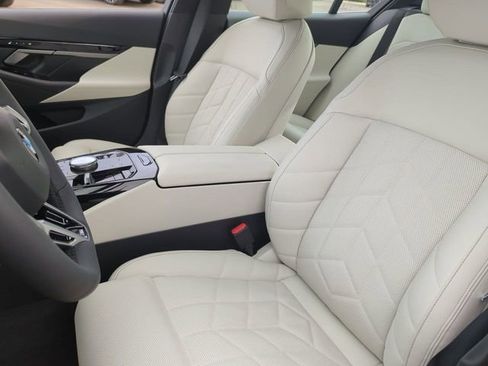 New 2026 BMW 530i w/ M Sport Package image 17