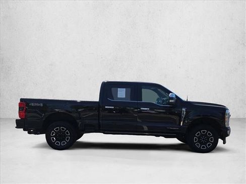 Used 2024 Ford F250 Platinum AWD/4WD image 4