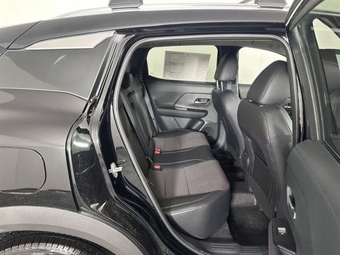 New 2025 Nissan Kicks SR w/ Illumination Package image 13