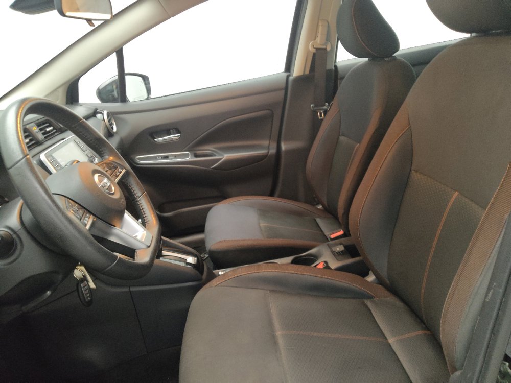Used 2020 Nissan Versa SR FWD image 17