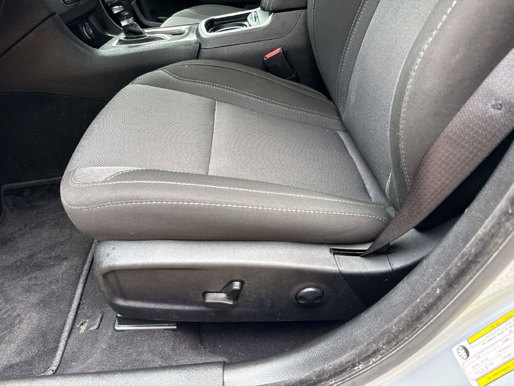 Used 2022 Dodge Charger SXT RWD image 17