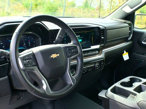 Certified 2023 Chevrolet Silverado 1500 LT image 23