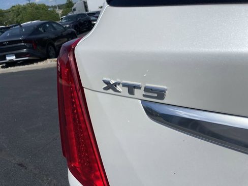 Used 2019 Cadillac XT5 Luxury AWD/4WD image 7