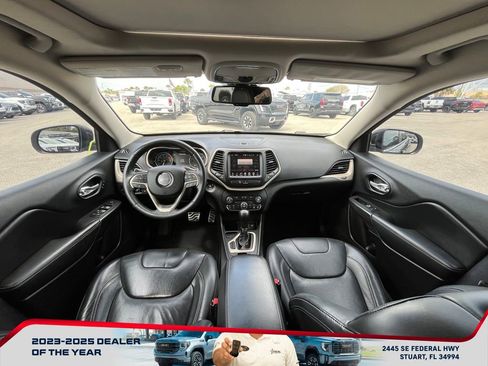 Used 2016 Jeep Cherokee Limited w/ Luxury Group image 14