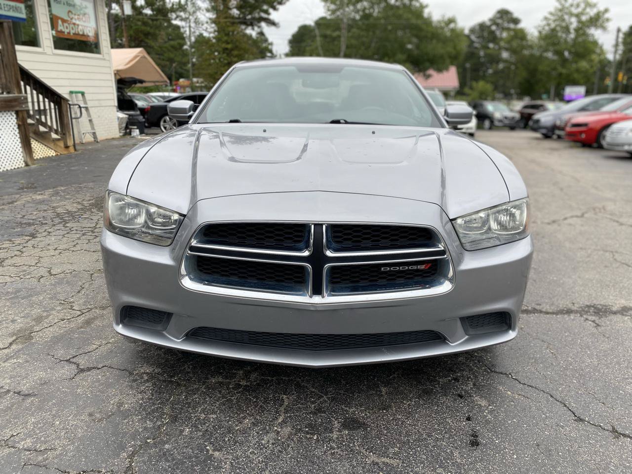 Used 2013 Dodge Charger SE w/ Connectivity Group RWD image 2