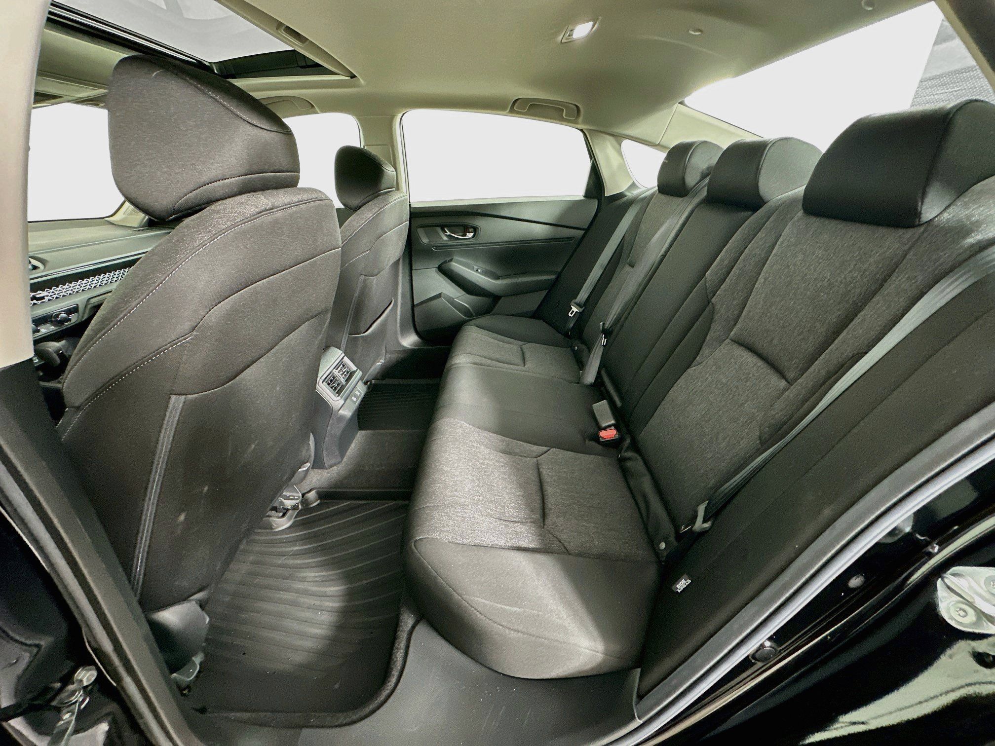 Used 2025 Honda Accord SE image 26