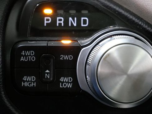 Used 2022 RAM 1500 Laramie AWD/4WD image 23