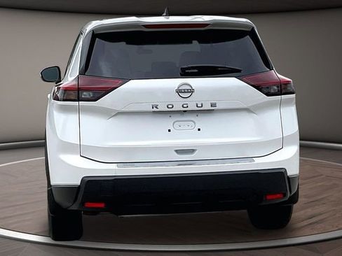 New 2026 Nissan Rogue SV w/ Cold Weather Package FWD image 4