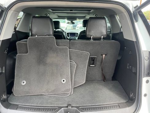 Used 2019 GMC Acadia SLT FWD image 34