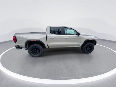 New 2026 GMC Canyon Elevation w/ Convenience Package image 9