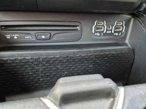 Used 2019 RAM 1500 Laramie w/ Sport Appearance Package AWD/4WD image 31