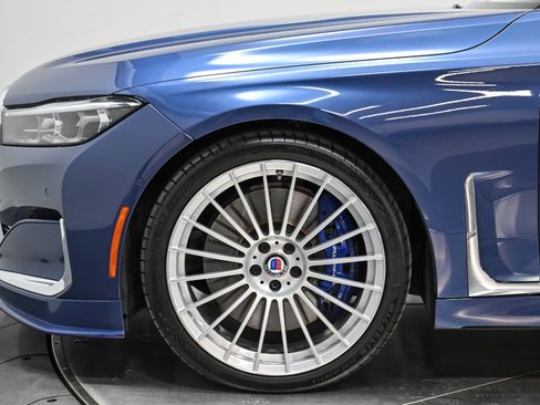 Used 2022 BMW ALPINA B7 xDrive w/ Luxury Rear Seating Package image 66