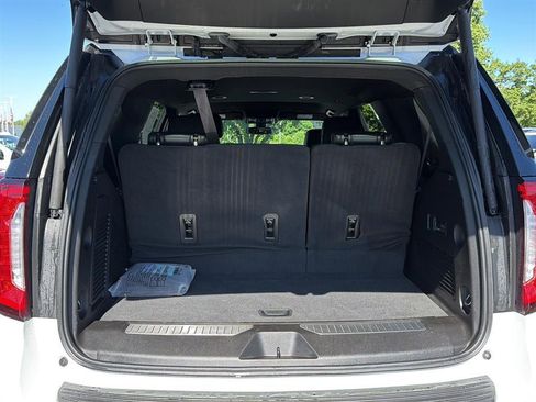Used 2022 GMC Yukon Denali AWD/4WD image 3