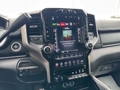 Used 2020 RAM 3500 Laramie AWD/4WD image 23