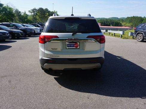 Used 2019 GMC Acadia SLT image 19