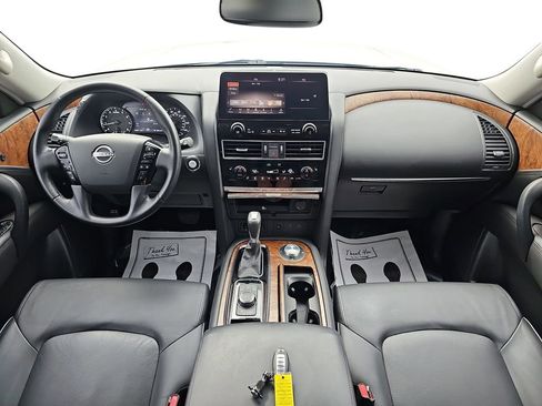 Used 2023 Nissan Armada SL w/ Captain's Chairs Package AWD/4WD image 12