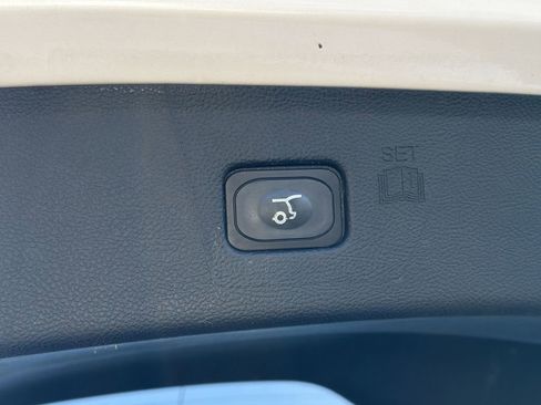 Used 2019 Ford Edge ST w/ Equipment Group 401A image 16