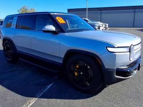 Used 2023 Rivian R1S Adventure Quad AWD/4WD image 2