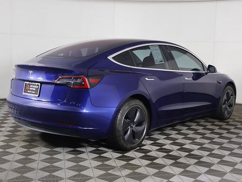 Used 2018 Tesla Model 3 Long Range image 12
