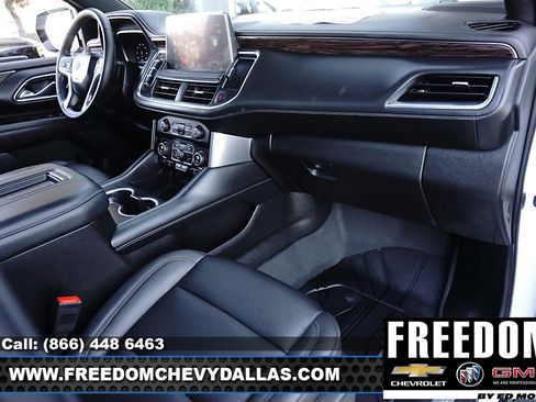 Certified 2023 Chevrolet Suburban Z71 w/ Luxury Package image 8