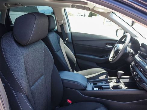 Certified 2023 Honda Accord EX image 17