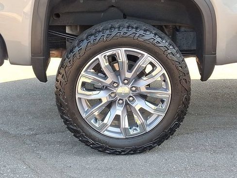 Used 2023 GMC Sierra 1500 Denali w/ Denali Reserve Package AWD/4WD image 27