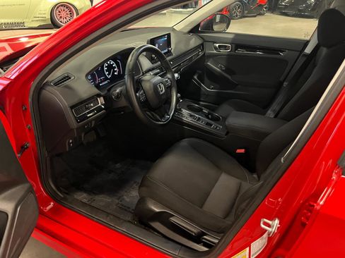 Used 2023 Honda Civic EX image 10