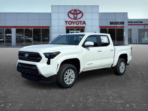 New 2026 Toyota Tacoma SR5 image 1
