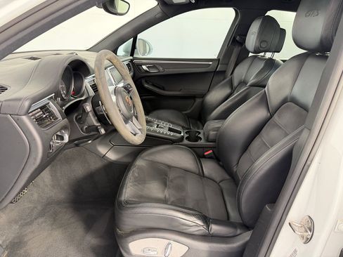 Used 2018 Porsche Macan GTS image 5