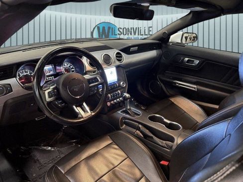 Used 2022 Ford Mustang Premium image 12