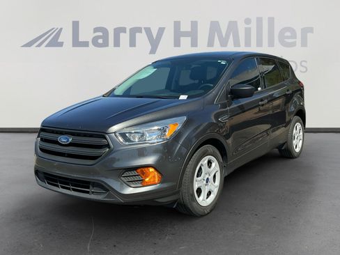 Used 2017 Ford Escape S FWD image 1