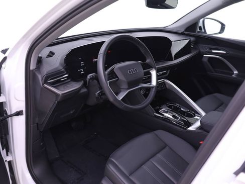 Certified 2025 Audi Q5 Premium w/ Convenience Package AWD/4WD image 6