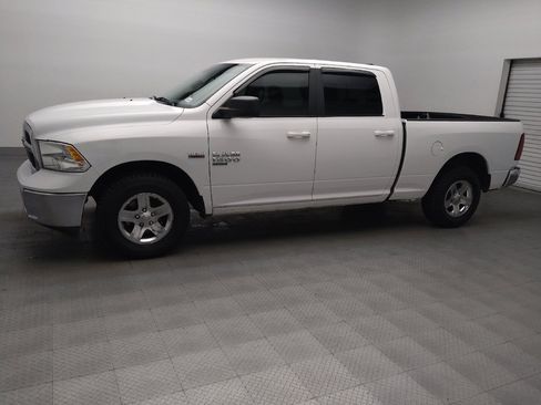 Used 2020 RAM 1500 Classic SLT RWD image 2