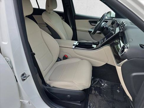 Used 2023 Mercedes-Benz GLC 300 image 10