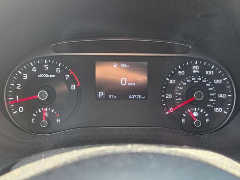 Used 2022 Kia Soul LX FWD image 17