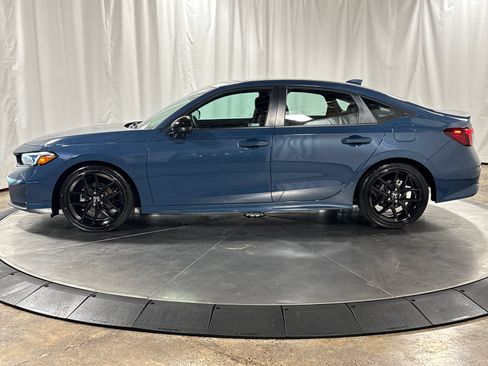 Used 2025 Honda Civic Sport image 8