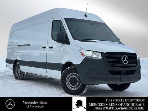 Used 2023 Mercedes-Benz Sprinter 2500 image 1