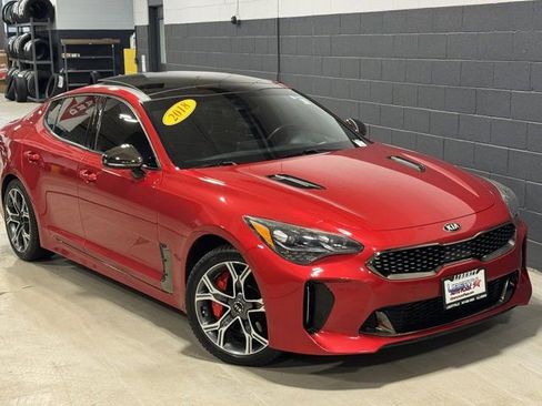 Used 2018 Kia Stinger GT2 image 6