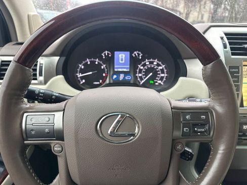 Used 2010 Lexus GX 460 image 23