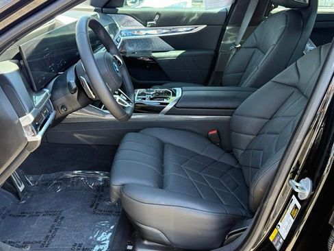 Used 2025 BMW i7 xDrive60 w/ Executive Package AWD/4WD image 20