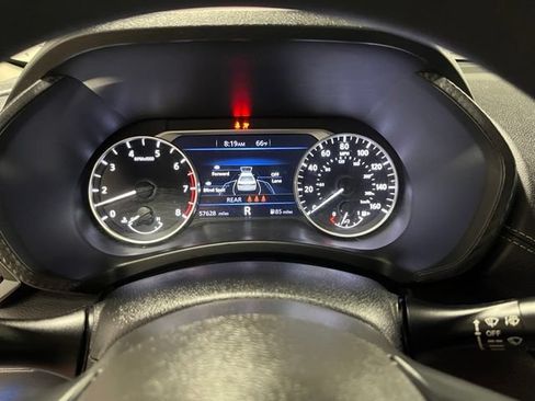 Used 2024 Nissan Sentra SV FWD image 26