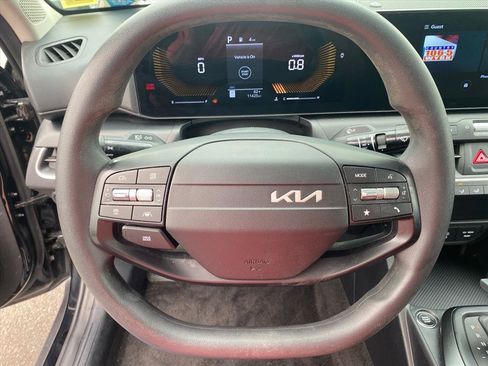 Certified 2026 Kia K4 FWD image 11