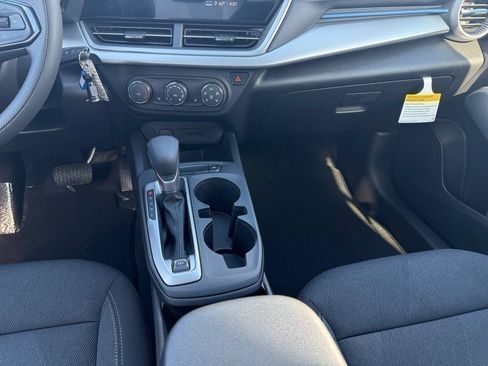 New 2026 Chevrolet Trax LS w/ LS Convenience Package FWD image 11