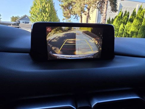 Used 2018 MAZDA CX-5 Sport w/ I-ACTIVSENSE Package image 14