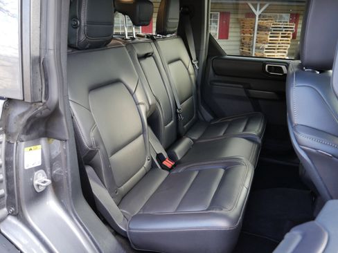 Certified 2025 Ford Bronco Badlands image 29