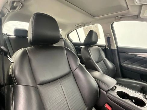 Used 2016 INFINITI Q50 Sport image 10