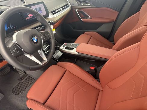 New 2026 BMW X1 xDrive28i AWD/4WD image 9