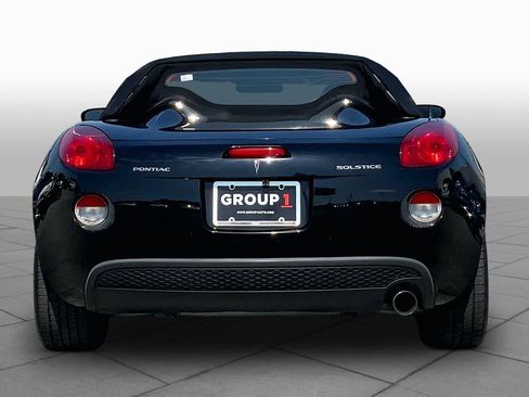 Used 2007 Pontiac Solstice Convertible w/ Premium Package RWD image 4