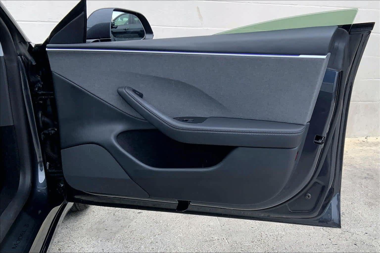 Used 2025 Tesla Model 3 RWD image 28